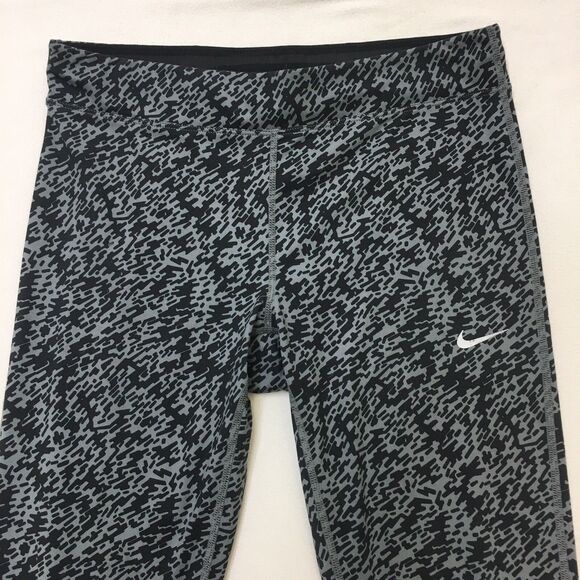 NIKE Essential Legging Women S Gray Black Digital Camo Print Dri Fit Running - Picture 2 of 16